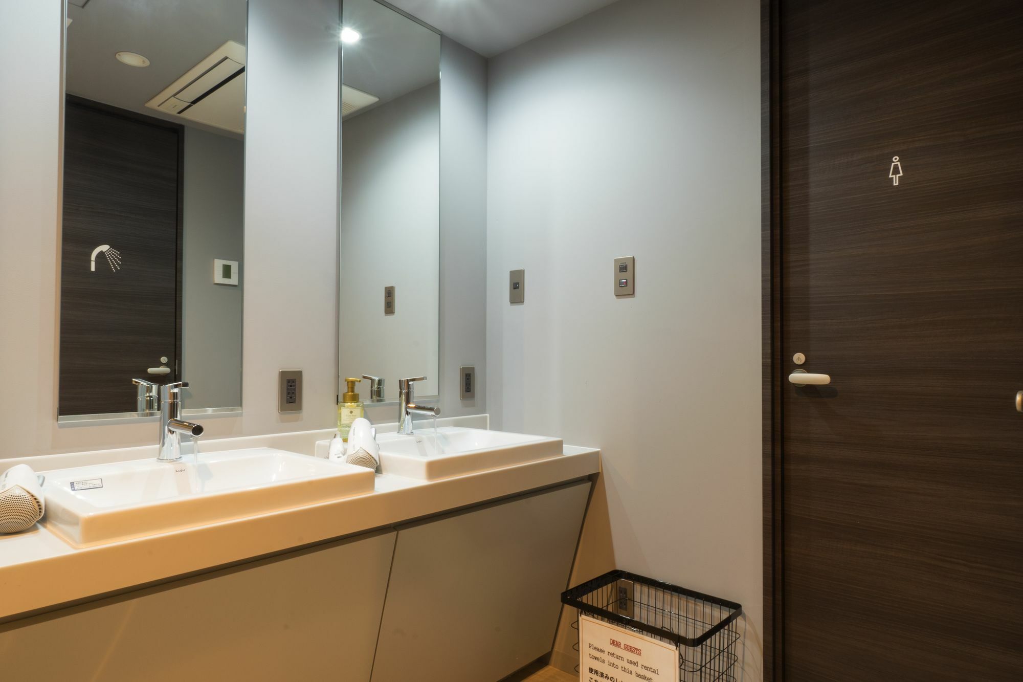 Grids Asakusa-bashi Hotel＆hostel Hostal Tokio